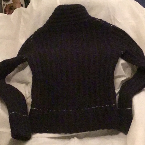 Maison Martin Margiela X H&M EXCLUSIVE navy wool knit sweater, small - Picture 2 of 3